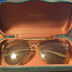 Rare find! Authentic Gucci Aviator Sunglasses in Tortoiseshell – SOLD OUT everywhere!