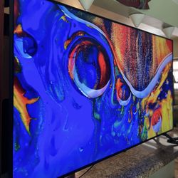 TCL 65 PULGADAS CLASS 6-SERIES 4K UHD DOLBY VISION HDR ROKU SMART TV - 65R615
