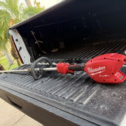 Milwaukee battery weed eater
