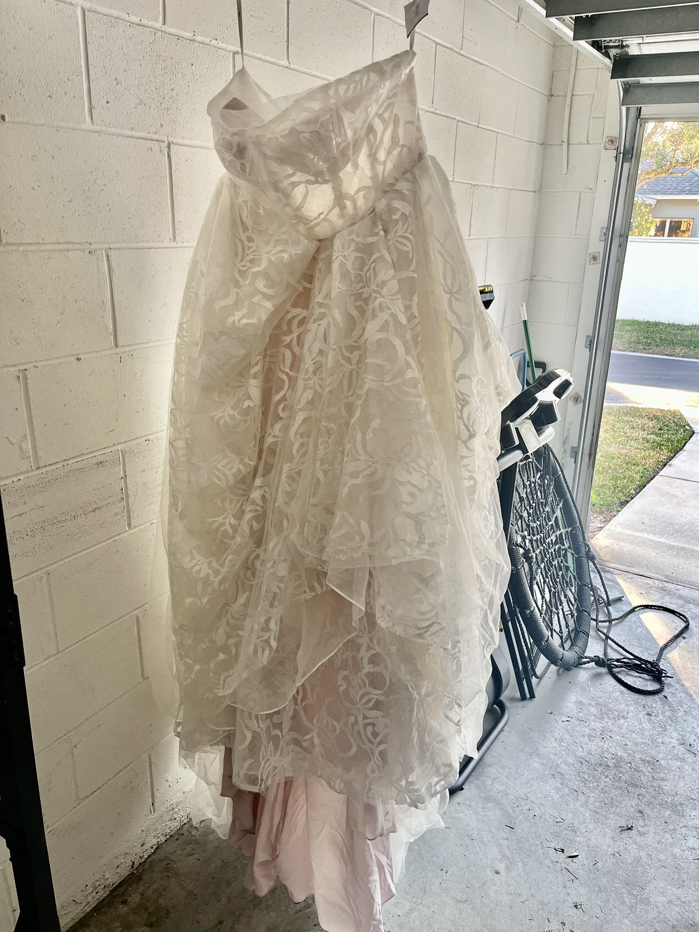 Davis’s Bridal wedding dress