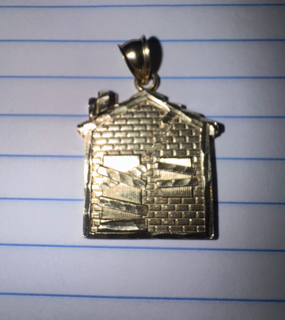 10k Solid Trap House pendant