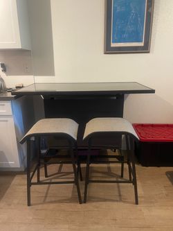 Bar table