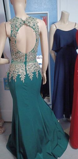 Like NEW!! ONLY tried On Emerald/Dark Green *PROM *Gown/Dress
