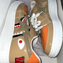 Size 8 Bape Sneaker