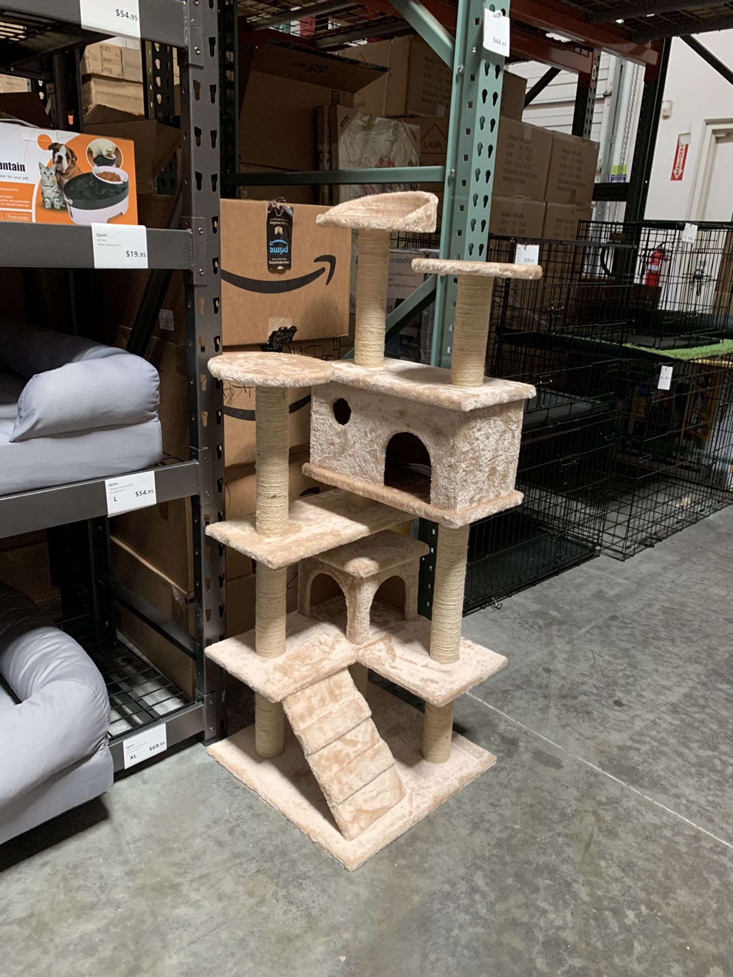 Cat scratching post /Dog bed memory foam / cat water fountain / automatic feeder/ cat tower/ crate