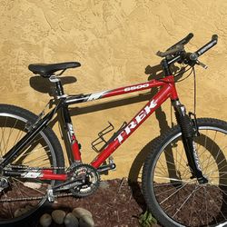 Trek 6500 Mountain Bike 