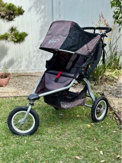 BOB Jogging Stroller