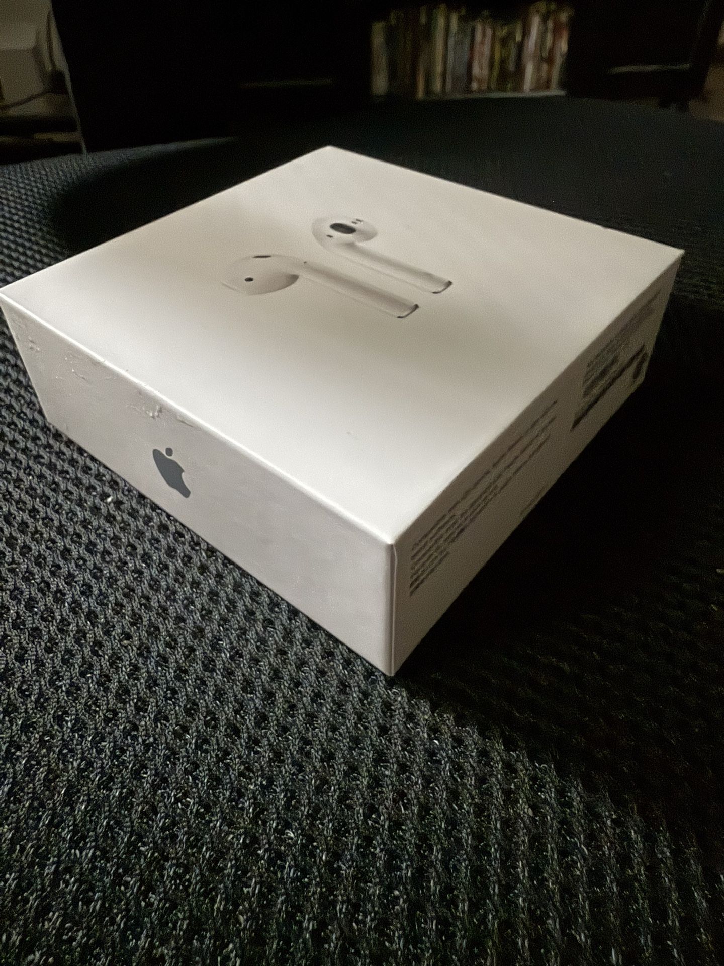 Apple AirPods Gen 2