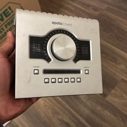 Apollo Twin Recording Interface