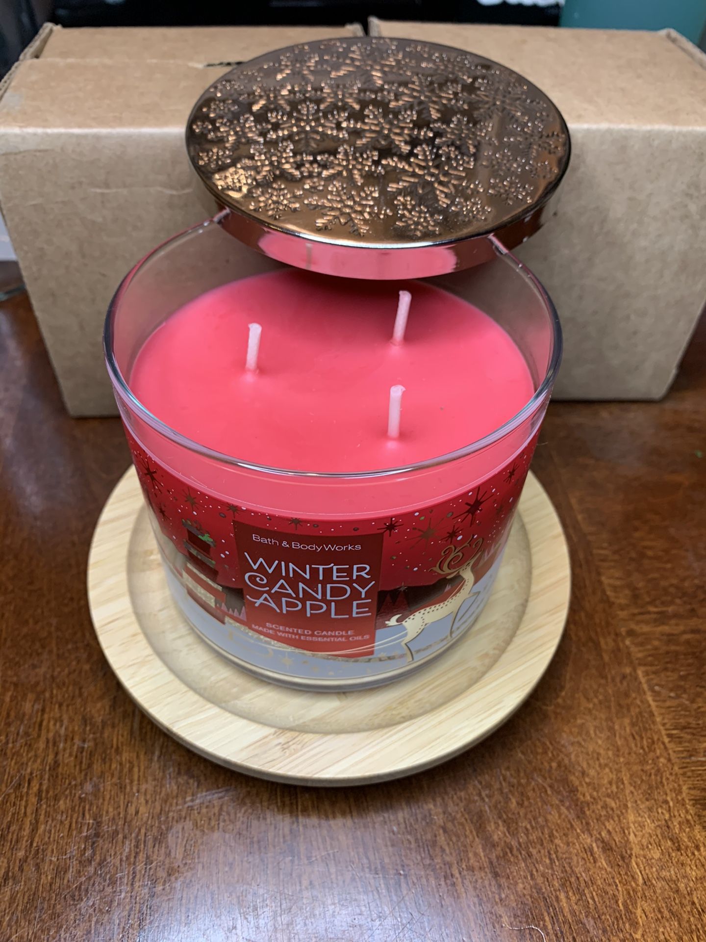 BATH & BODY WORKS WINTER CANDY APPLE 3 Wick Candle