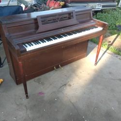 Wurlitzer Piano 