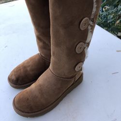 Uggs Boots Size 8