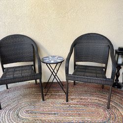 4- Piece  Patio Furniture 