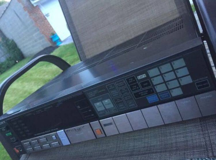 Vintage Sony STR-AV760 Stereo Receiver