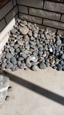 Landscaping rocks