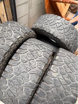 Truck tires pre owned
