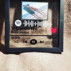 Valentines Spotify Keychains And Frames