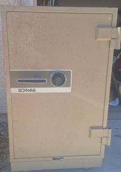 Vintage Schwab Heavy Duty Fire Safe – UL Rated 1-Hour Fireproof (Combination Included)