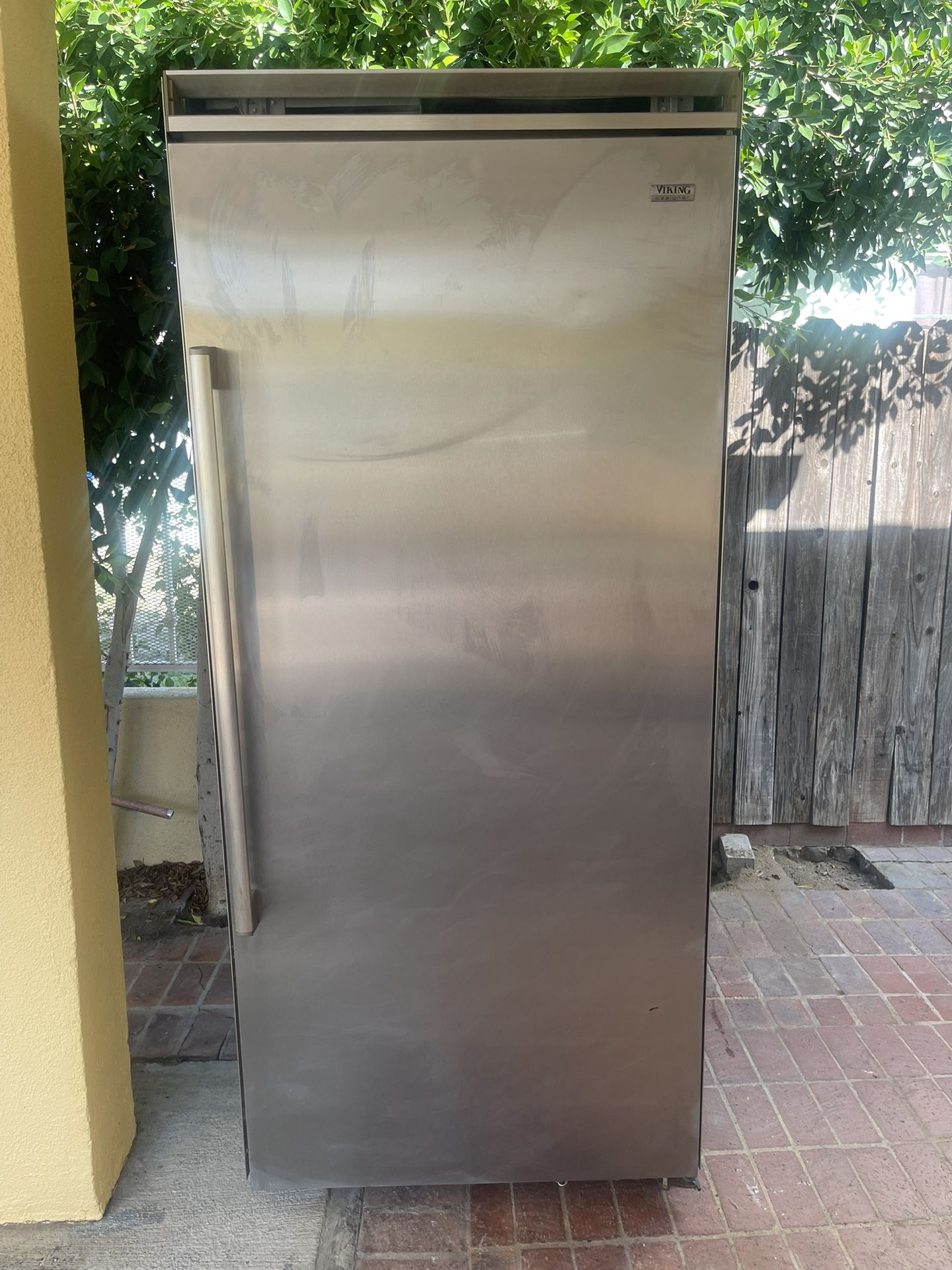 Viking Designer Freezer Good For Restaurant