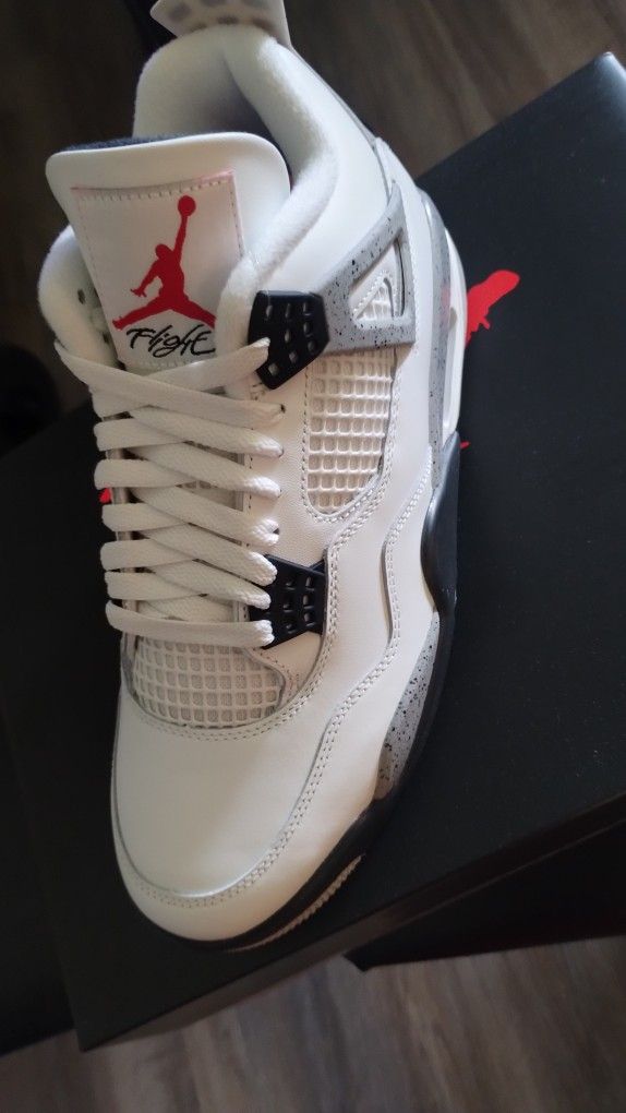 Jordan 4 White Cement