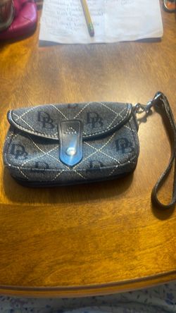 Dooney & Bourke