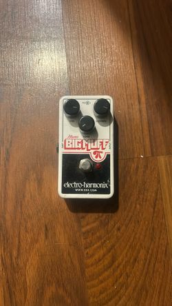 nano big muff fuzz pedal