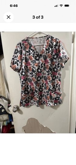 Xl scrub top