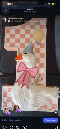 Silly goose number one piñata