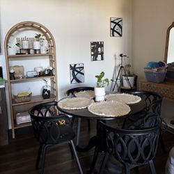 Table With 4 Chairs 