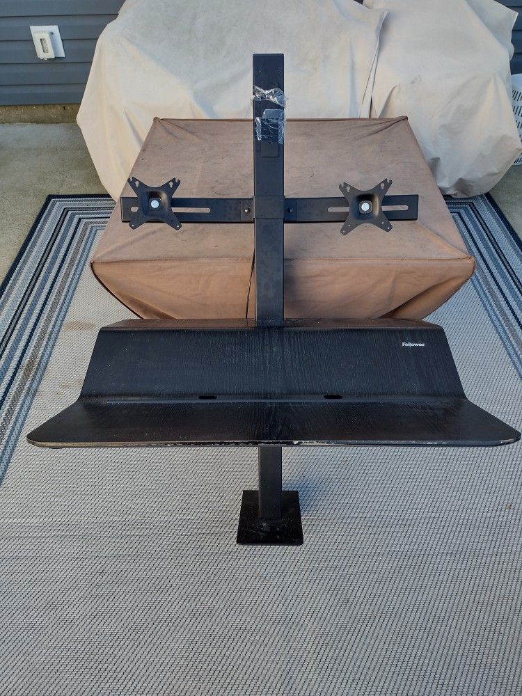 Fellowes Dual Monitor Standing Desk Converter