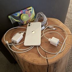 iPhone 11 256GB White Unlocked 