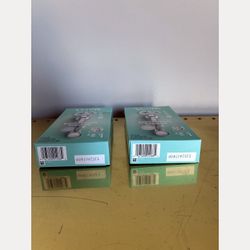 Gillette Venus Extra Smooth Sensitive Razor – 2 Packs New