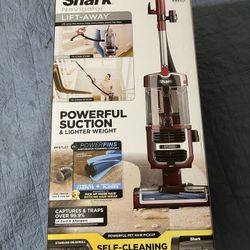 Shark Navigator Lift-Away BRAND NEW