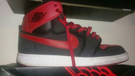 Ajko jordan retro 1