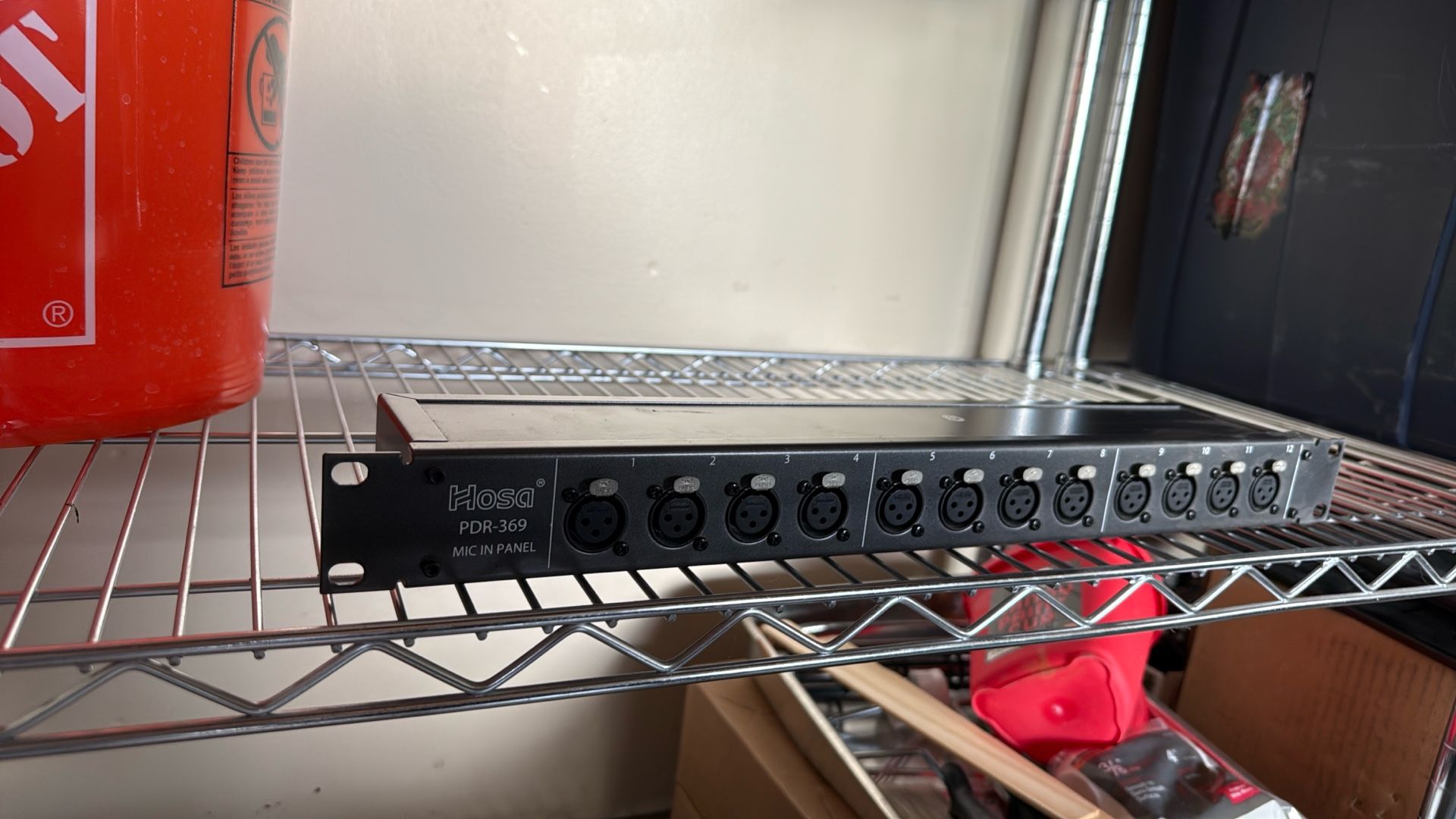 HOSA PDR-369 Mic In Panel Patch Bay