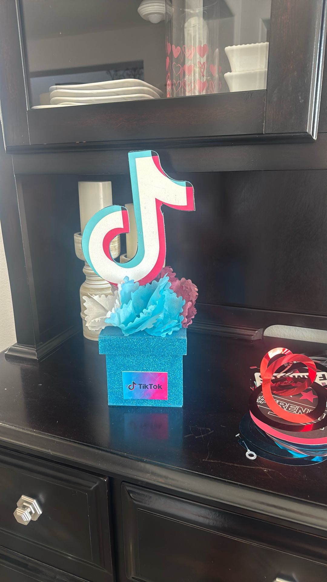 Tik Tok Birthday Decor
