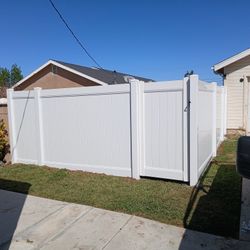 Vinyl Fence 