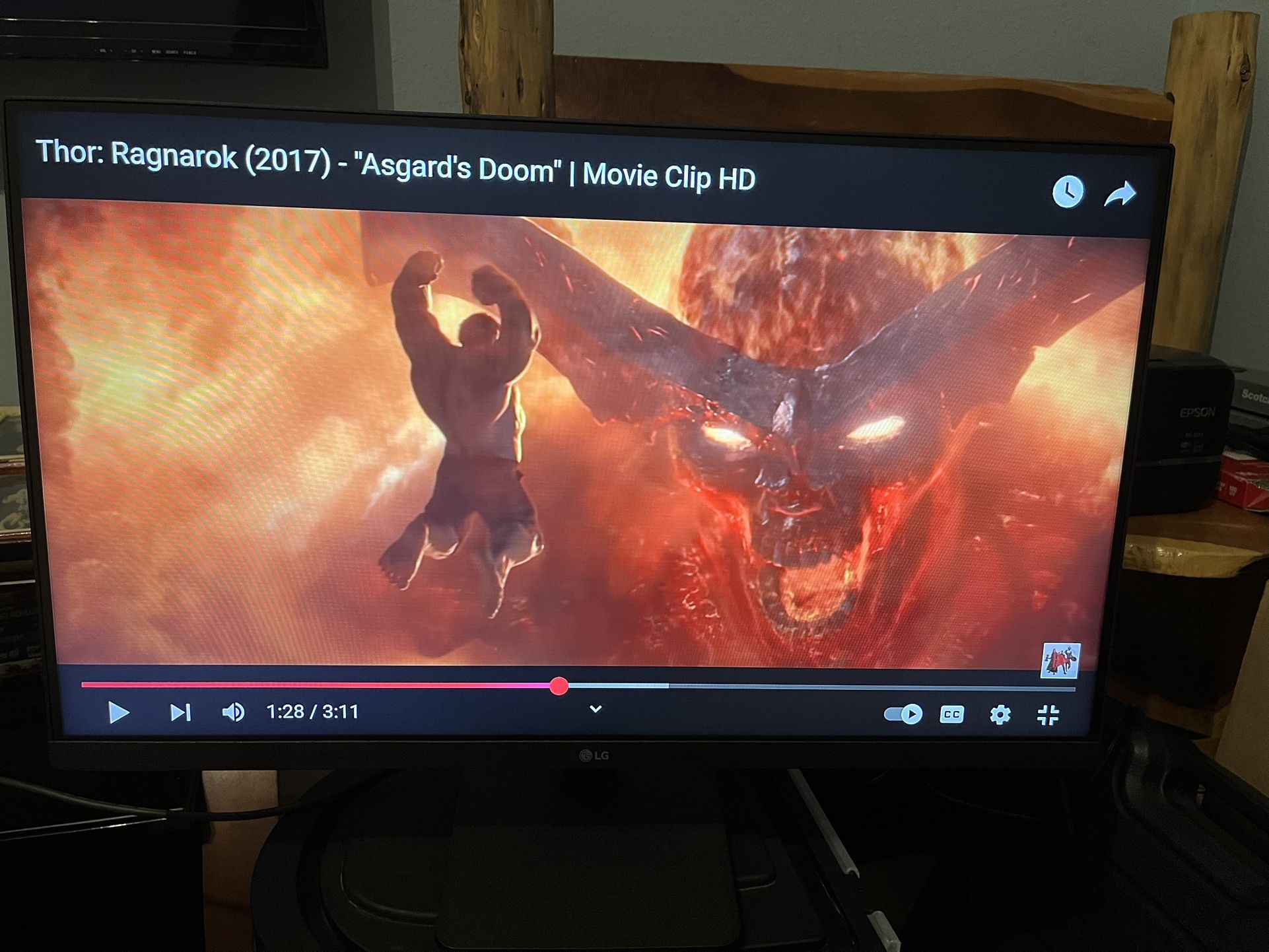 27” Computer Monitor LG 27MP40W CLEAN