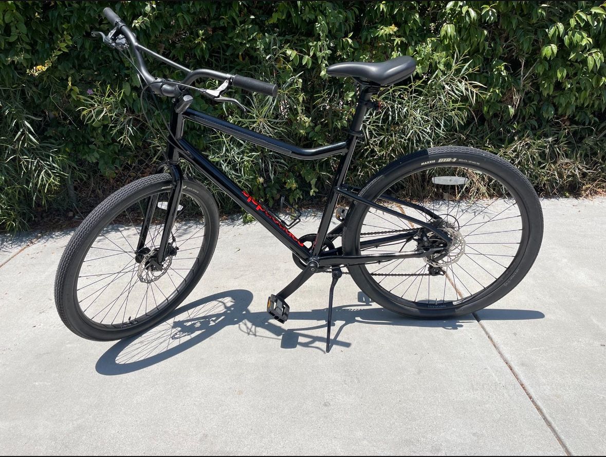 Cannondale Treadwell 3 Hybrid Urban City Bike Large