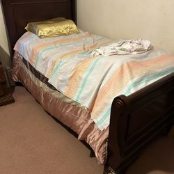 Twin Bed