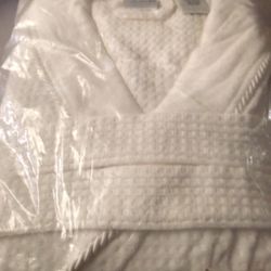 Carnival Cruise Lines Robe-White One Size-NEW