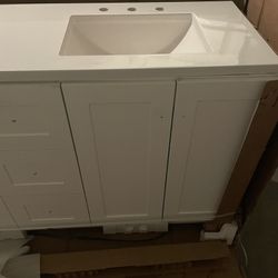 Glacier Bay Bannister 61 in. Double Sink White Bath Vanity with Granite-Look Colorpoint White Cultured Marble Top (Assembled) 