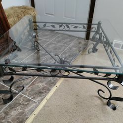 Coffee table made from thick glass and metal! Excellent shape!