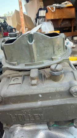 Edelbrock intake and 600 cram Holley 4 barrel