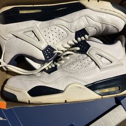 Jordan 4 Columbia 