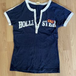 Authentic Hollister T Shirts 