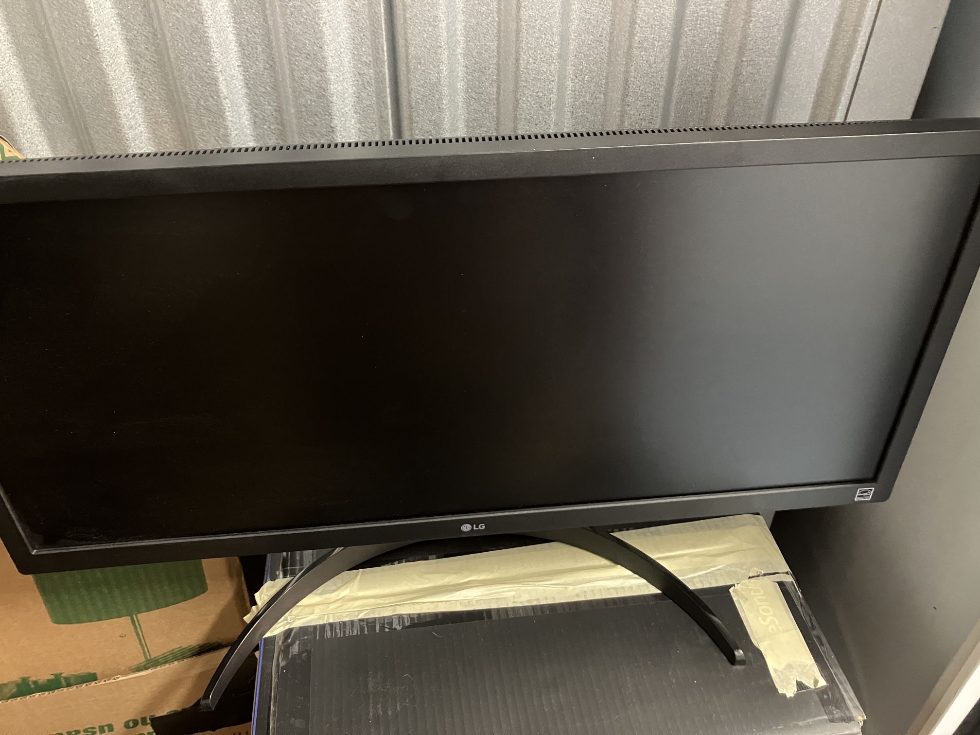 $60 LG Ultra wide Monitor. Little Use Like New