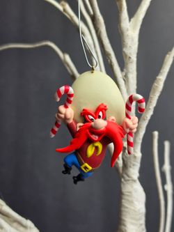 Hallmark Keepsake Vintage 1994 Yosemite Sam - Looney Tunes Tree Ornament