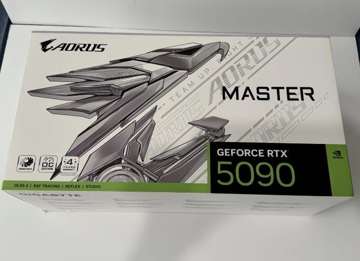 GIGABYTE RTX 5090 AORUS MASTER ICE 32GB Graphics Card BRAND NEW