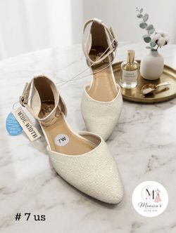Women’s shoes